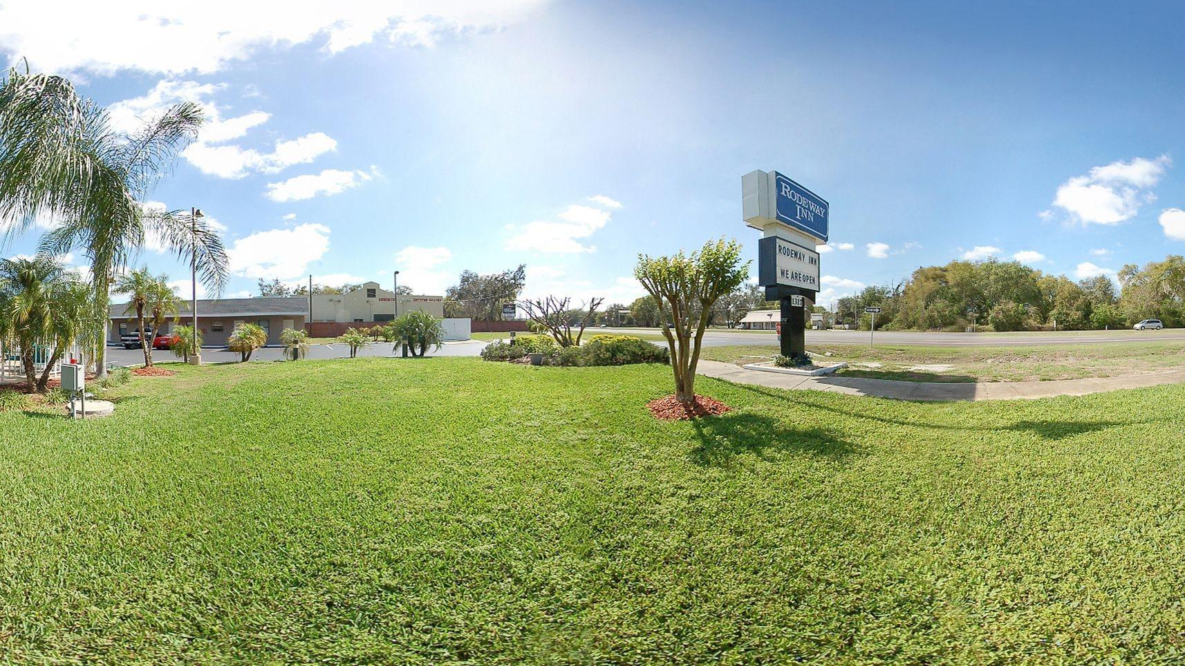 Rodeway Inn Forest City Екстер'єр фото